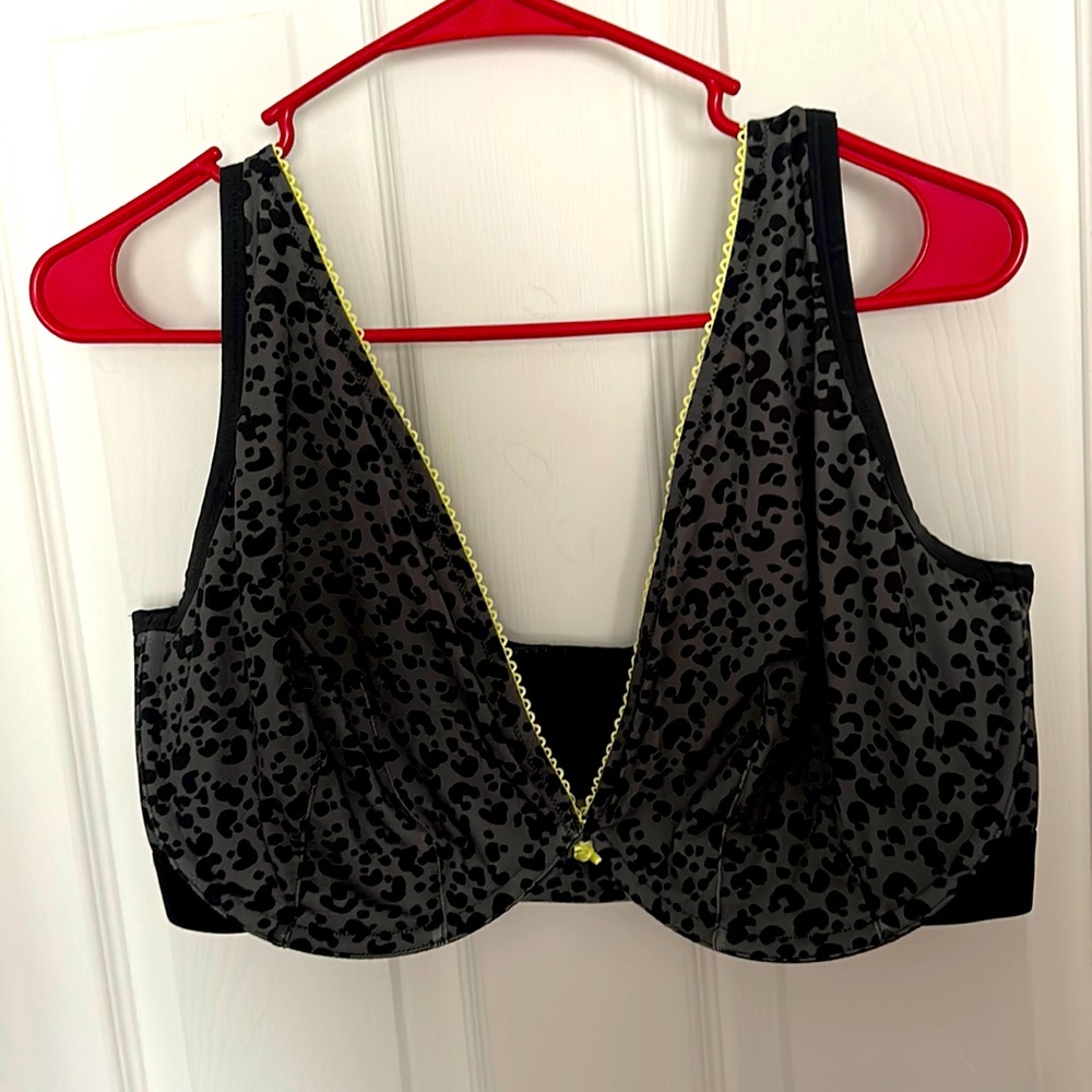 Black Leopard Bra